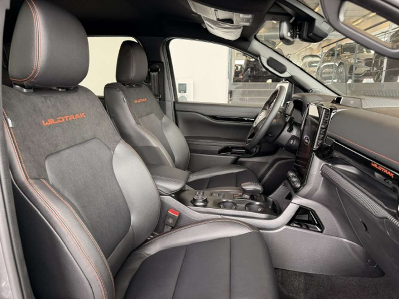 Ford Ranger WILDTRAK 3.0 L V6 ECOBLUE TDCI AUTOMAAT NIEUW OKM 49500+BTW — foto 9 van 22