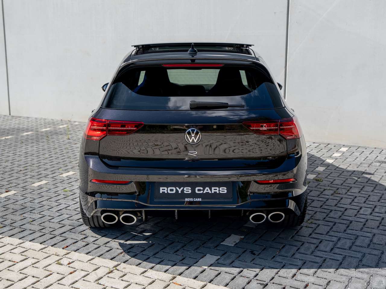 Volkswagen Golf R Golf 8 R - PANO/PERFORMANCE PACK/IQ-LIGHT/BLACKSTYLE/ZETELVERWARMING/DRIFT MODUS — foto 11 van 25