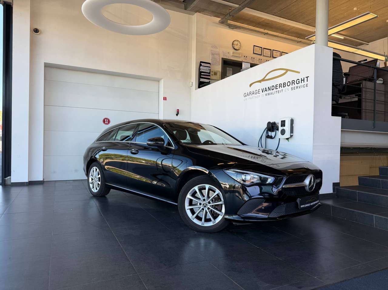 Mercedes-Benz CLA 250 250e SHOOTING BREAK PHEV AUTOMAAT