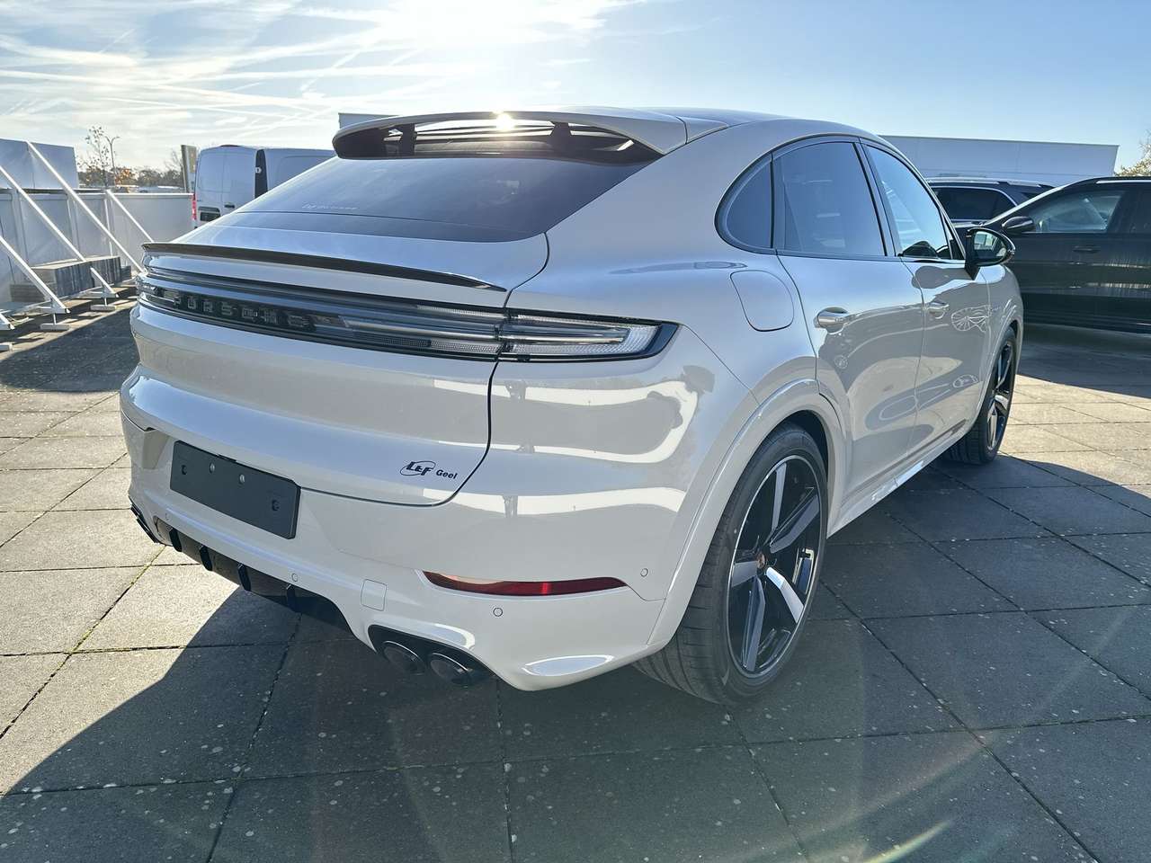 Porsche Cayenne coupé/E-Hybr NIEUW MODEL/36gr Co2/CATALOGUSPRIJS: 160.950 EURO - 10%/LUCHTV/LED — foto 5 van 16