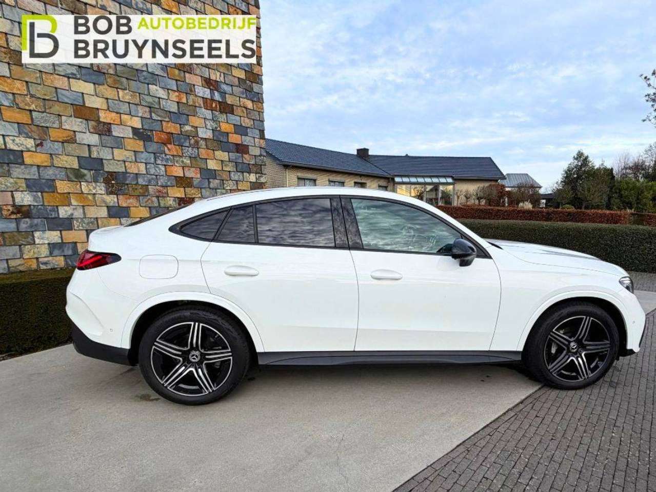Mercedes-Benz GLC 200 Coupé 4Matic  AMG Line/Nightpakket/Distronic/Trekhaak/MultibeamMemorypakket — foto 7 van 21