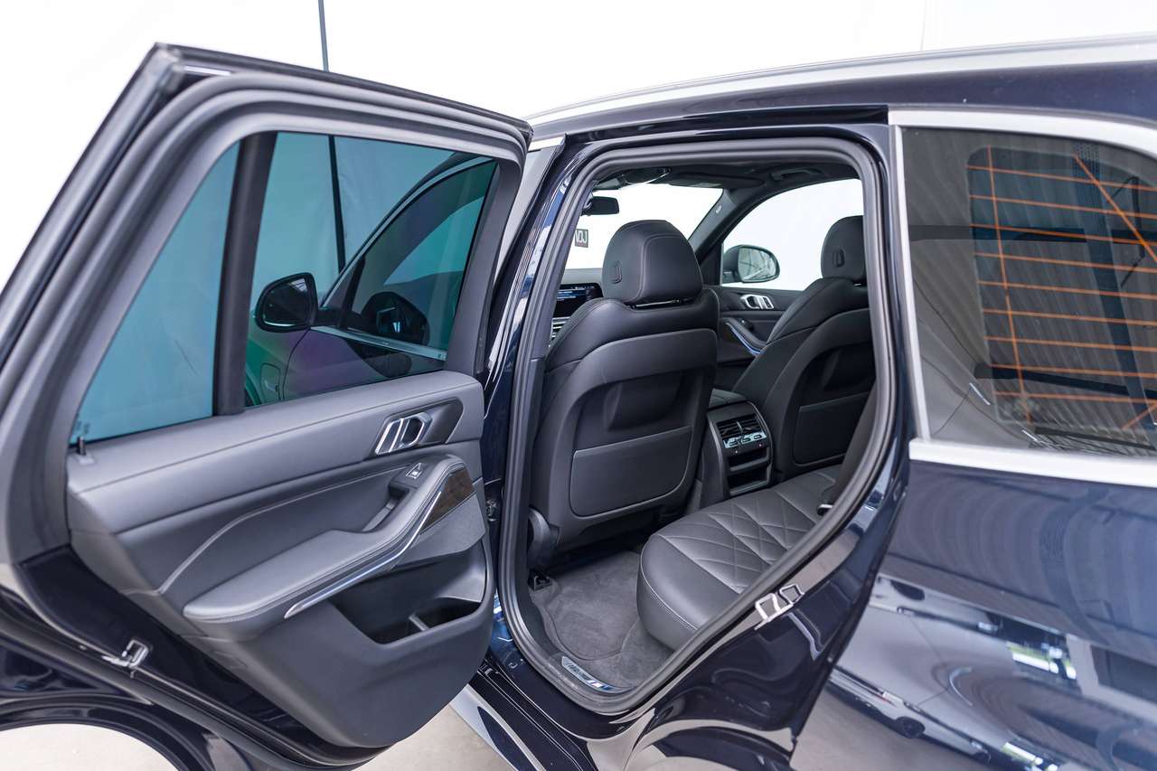 BMW X5 xDrive45e|M-SPORT|PANO|DISPLAY-KEY|HEAD-UP|ZETELVERW.|SFEERVERL.|ACC|LA|KEYLESS|GARANTIE — foto 14 van 25