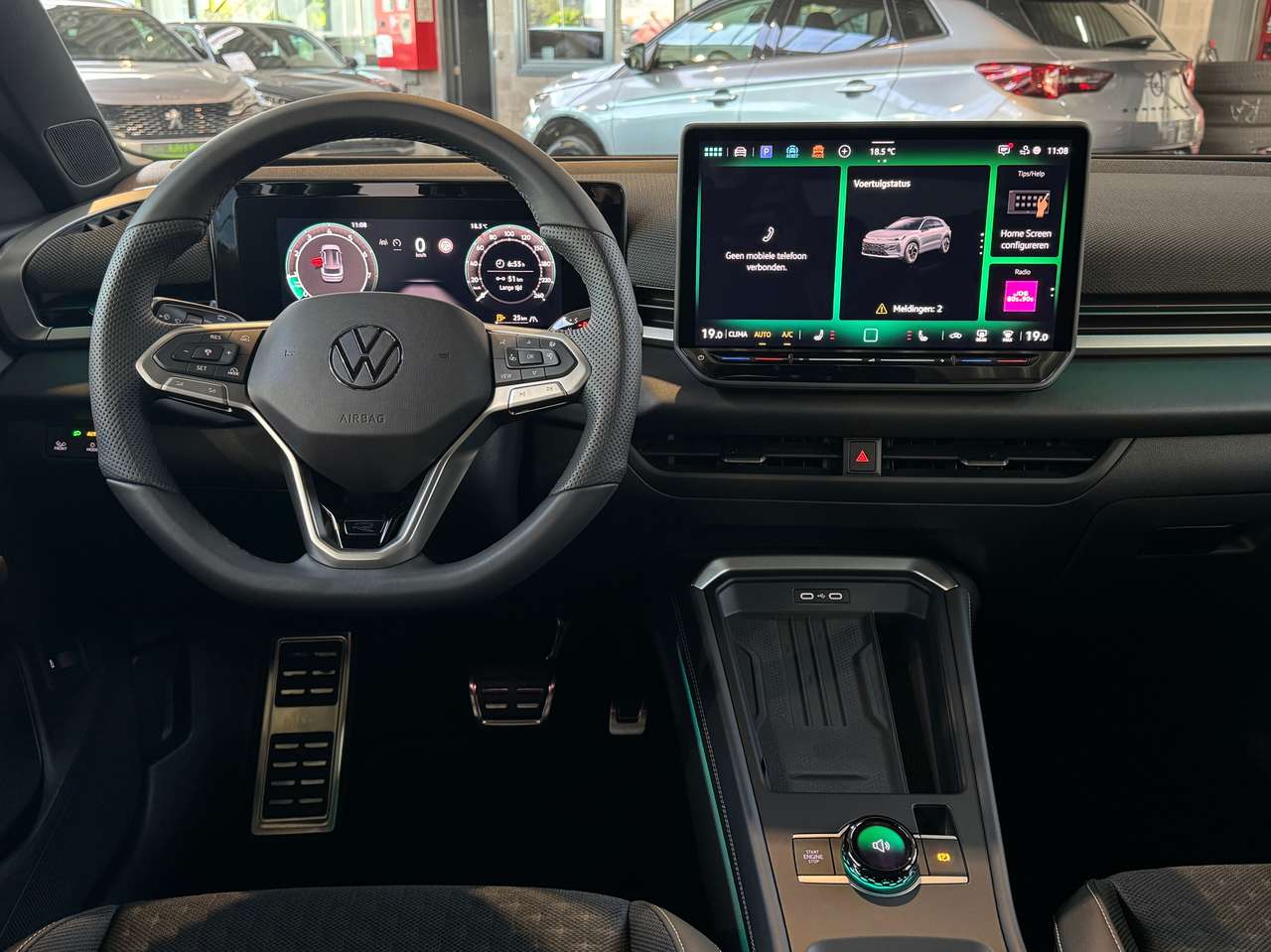 Volkswagen T-Roc 1.5 eTSI mHEV DSG R-Line 'Nieuw model' — foto 11 van 21