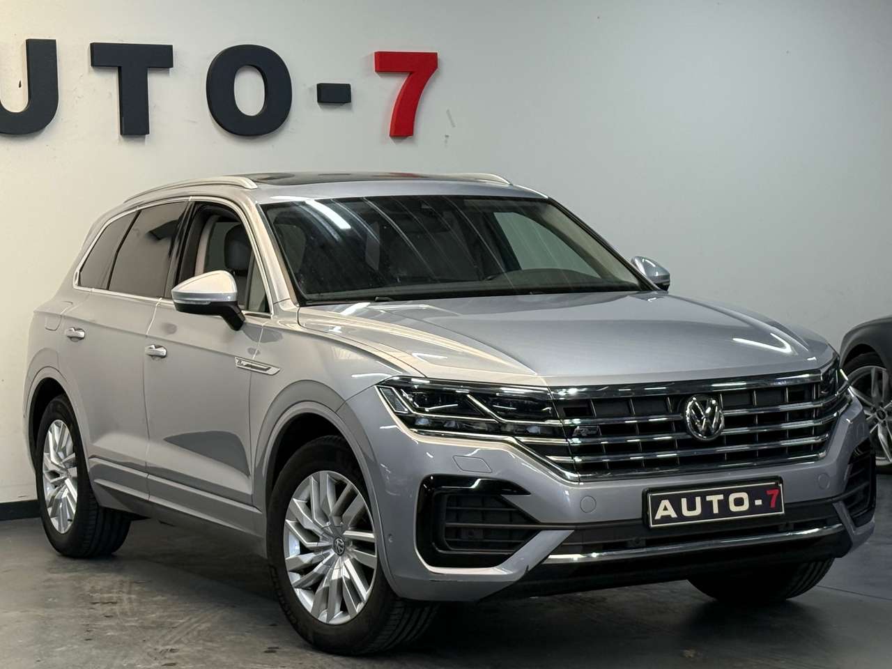 Volkswagen Touareg 3.0 TDi V6 SCR 4Mo R-Line 2020! — foto 7 van 24
