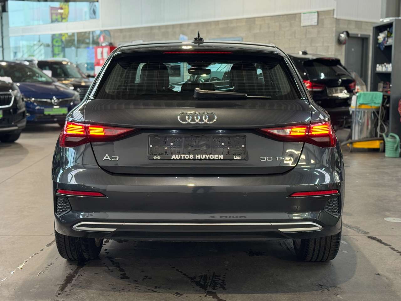 Audi A3 TFSI Sportback S-tronic — foto 3 van 17