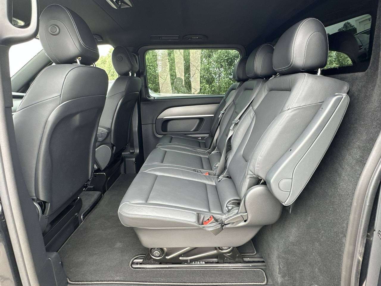 Mercedes-Benz V 220 D lichte vracht AMG Leder LED Trekh Nachtp — foto 9 van 14
