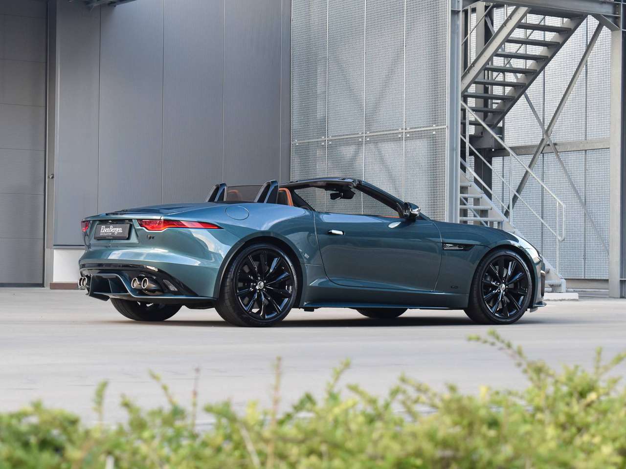 Jaguar F-Type 5.0 V8 R Cabriolet AWD P575 / Giola Green / Black Pack / FULL — foto 20 van 25