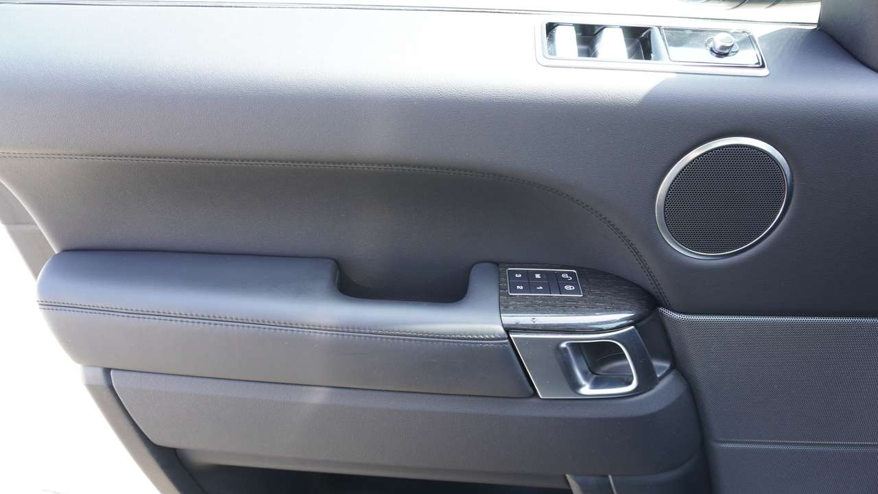 Land Rover Range Rover Sport HSE 2.0/PANODAK/21"/ACHTERUITRIJCAM/PARK DISTANCE — foto 12 van 18