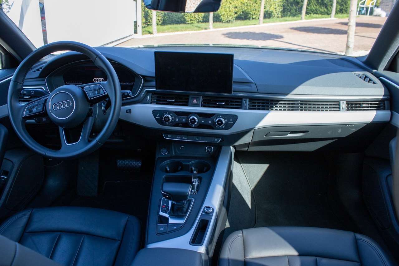 Audi A4 A4 Avant 35 TFSI Business Edition Competition S tronic — foto 13 van 16