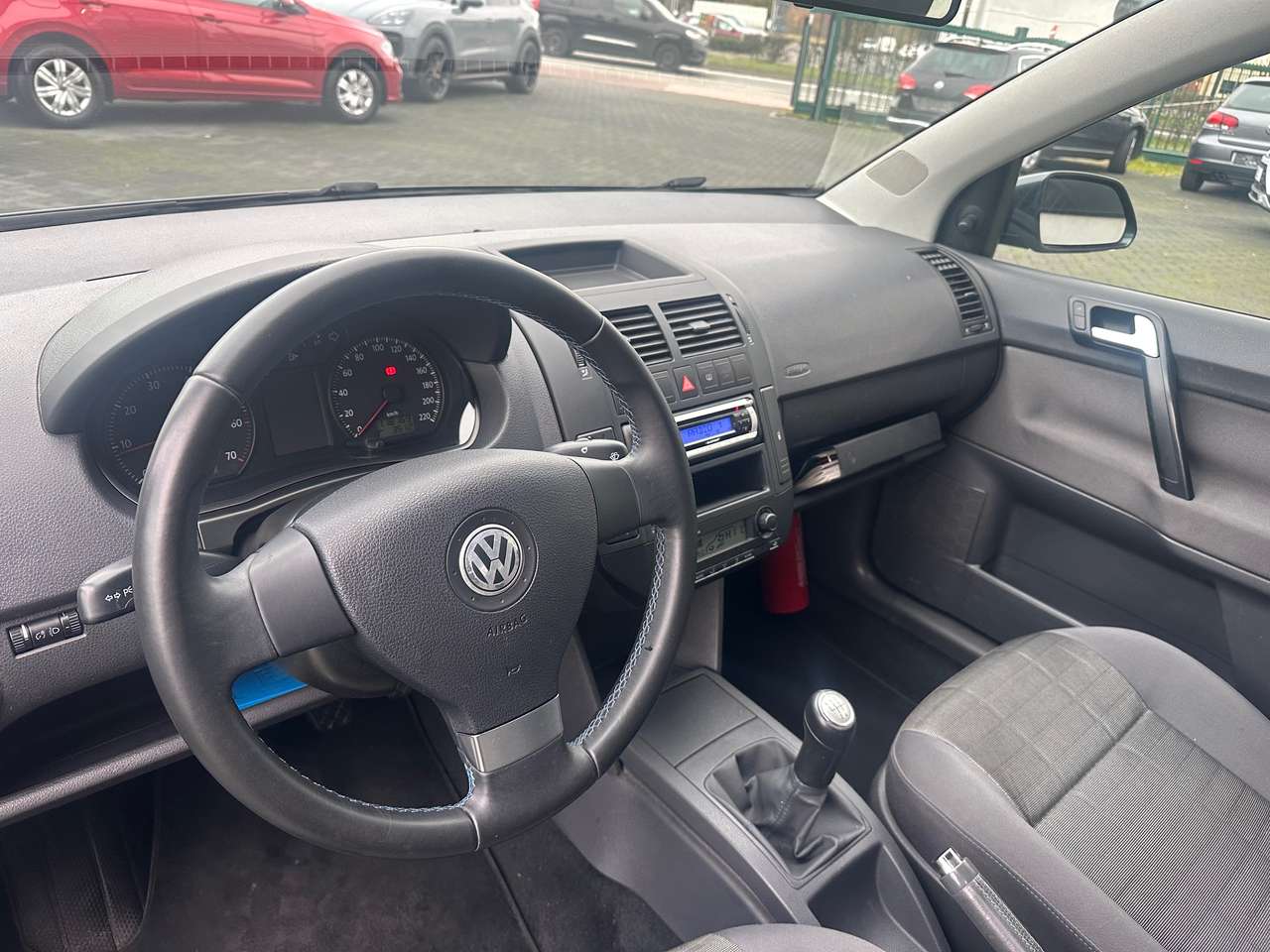 Volkswagen Polo 1.2i Benzine UNITED Airco 1 ste eig NIEUWSTAAT — foto 8 van 15