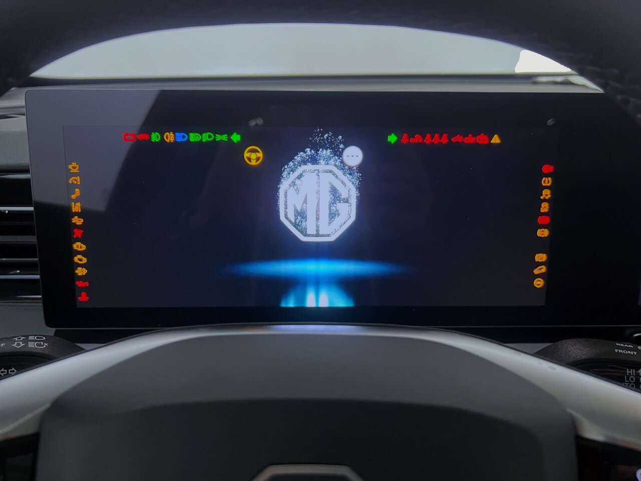 MG HS Hybrid+ 1.5 LEDER/NAVI/LED / 360° — foto 16 van 24