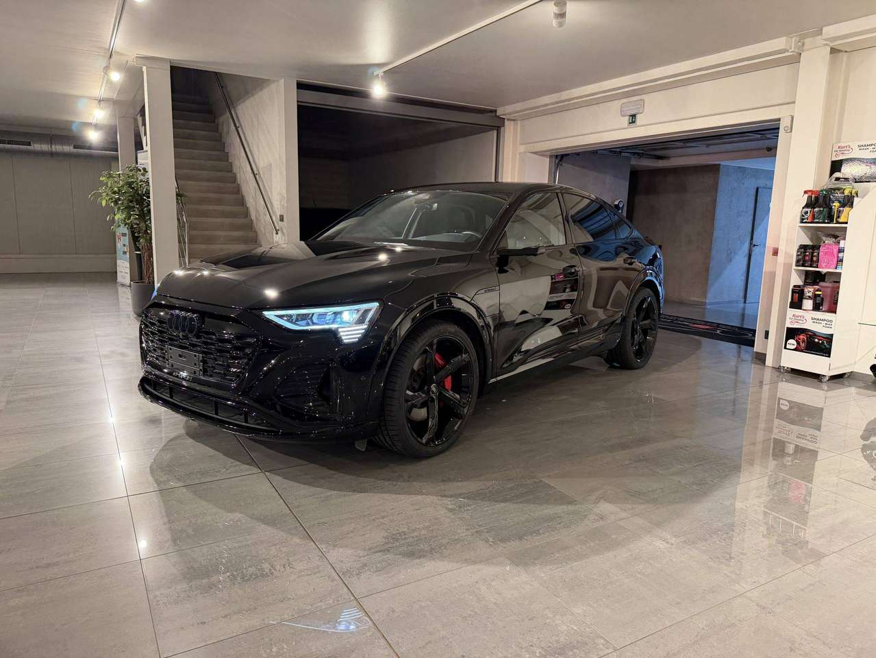 Audi Q8 e-tron SOLD BIJ GARAGE VRIENS YVES BV!!!! — foto 19 van 24