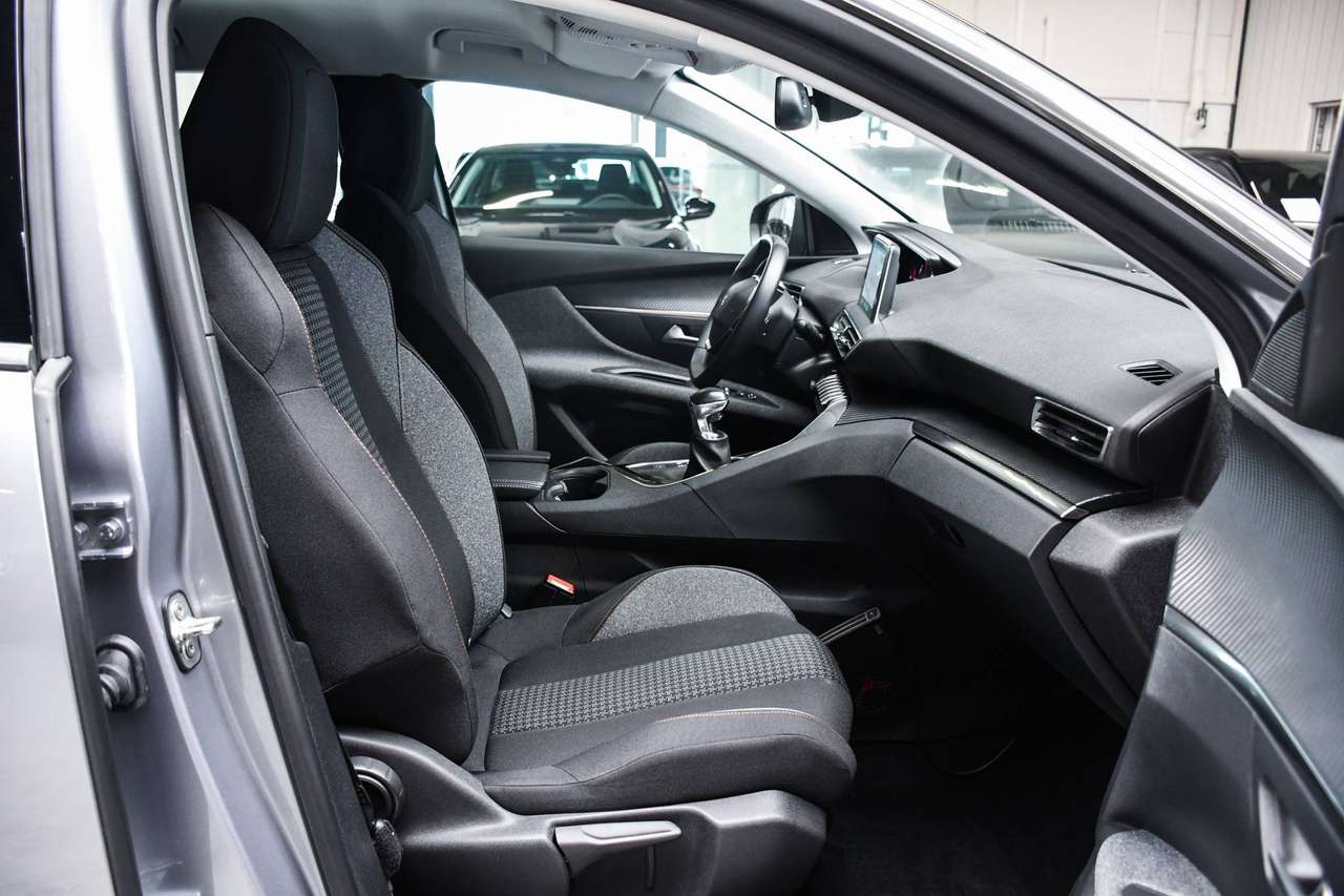 Peugeot 3008 3008 1.2 PureTech Active Pack - NAVIGATIE VIA SMARTLINK / CAMERA / PDC / CC — foto 6 van 19