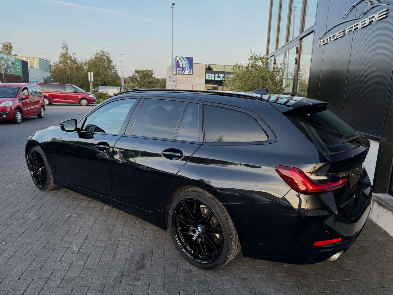 BMW 318 iA Break Sport Panorama Sport seats Led M-Alu 72000km — foto 5 van 19