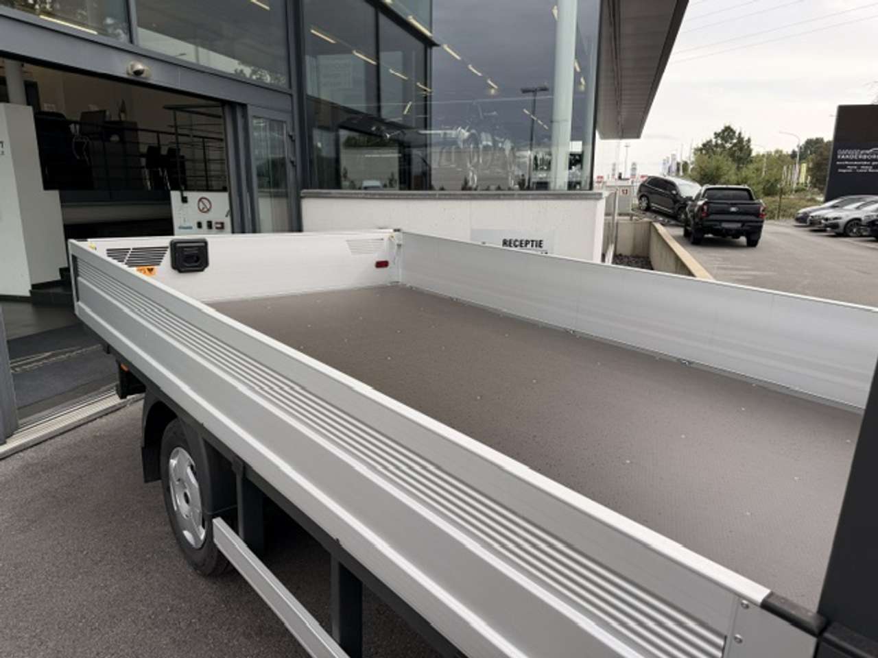 Ford Transit CHASSIS CABINE +LAADBAK 350L AUTOMAAT NIEUW 0KM 34900+BTW — foto 7 van 21