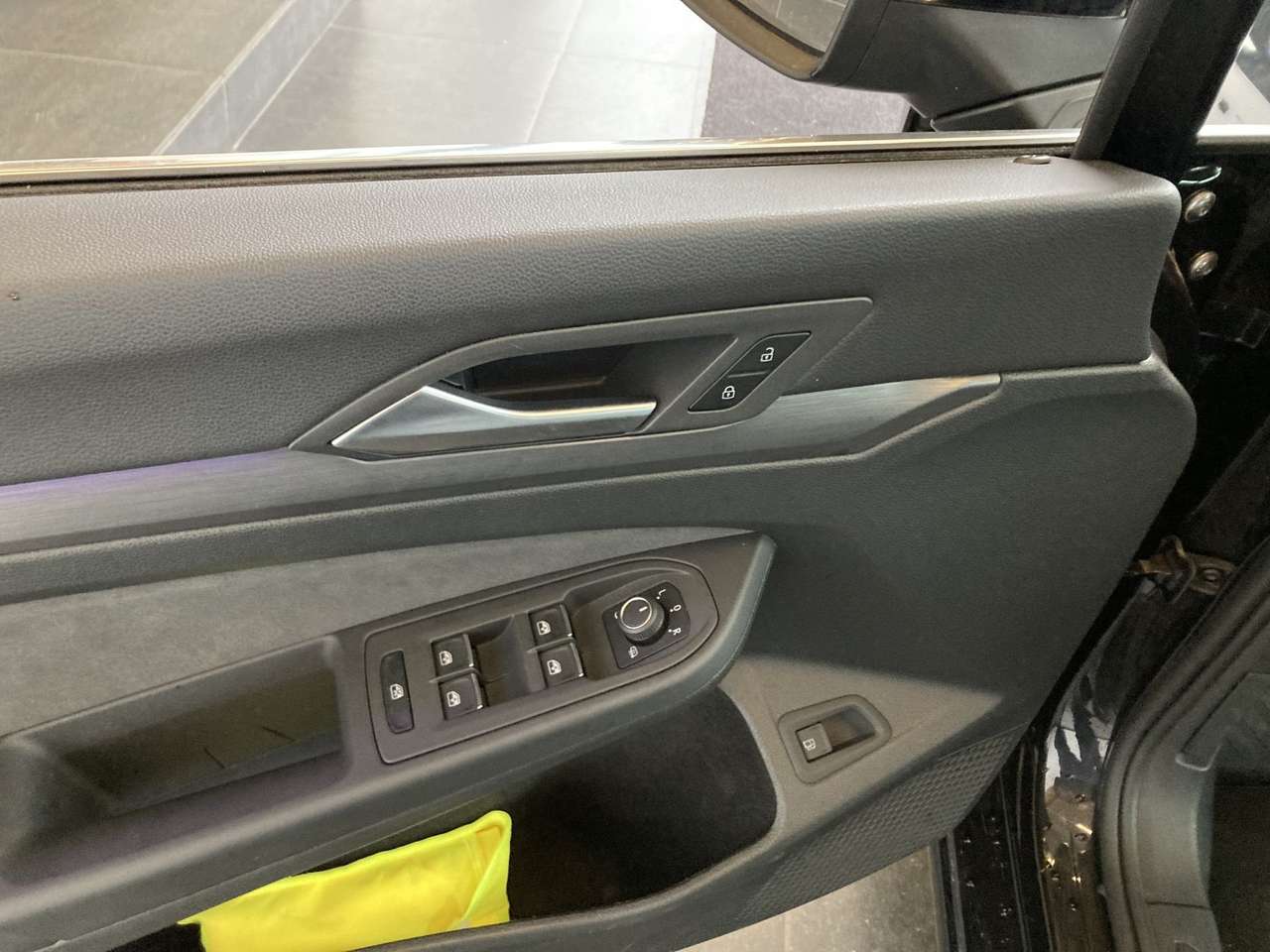 Volkswagen Golf 1.5 TSI eHYBRID PHEV AUTOMAAT 38000KM!!! — foto 17 van 18