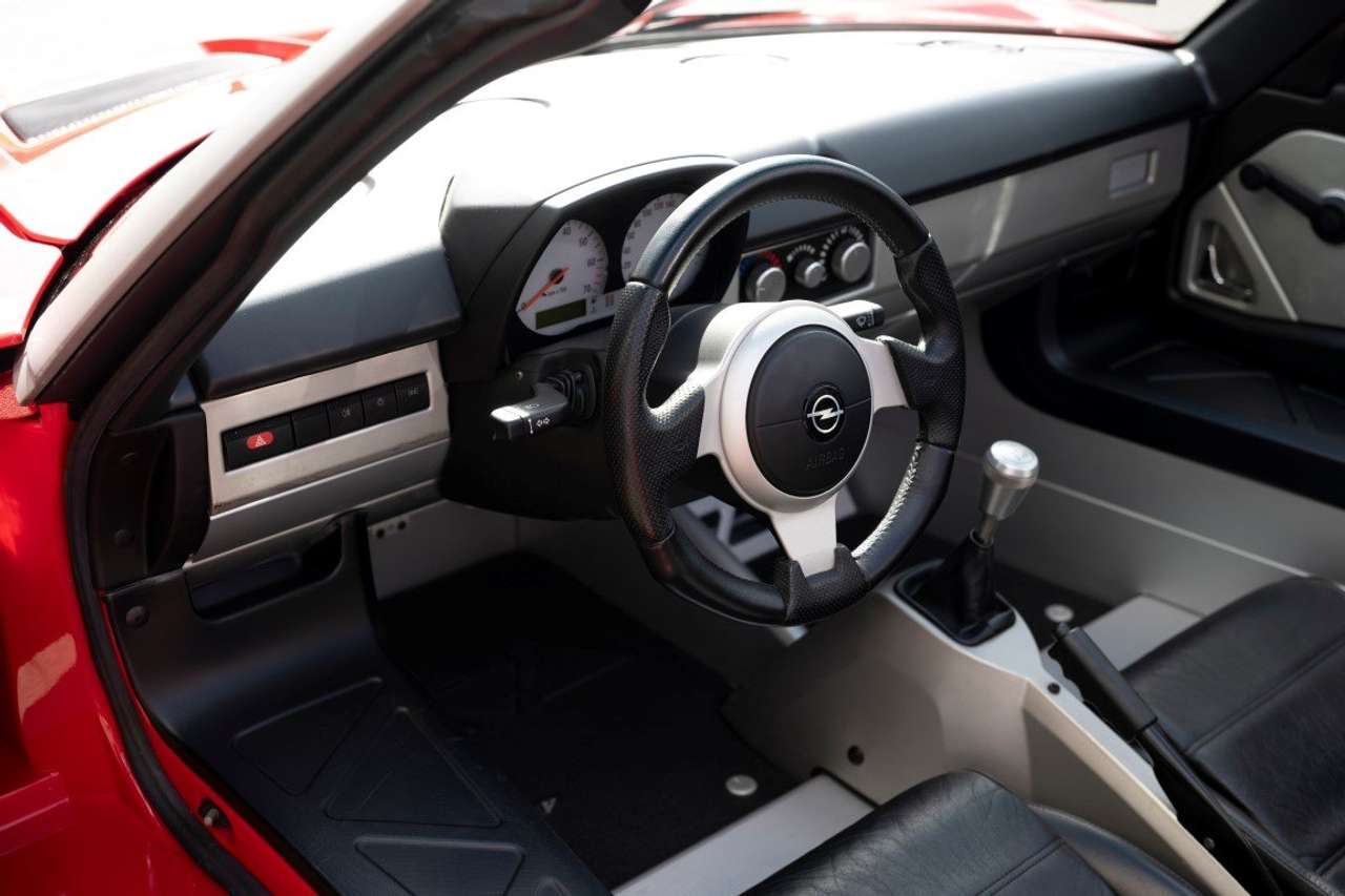 Opel Speedster Belgian only 12500 km !! — foto 11 van 25