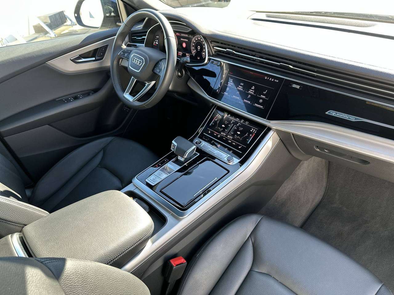 Audi Q8 PHEV 55 TFSI e Quattro Tiptronic (EU6AP) S- LINE PANO DAK HEAD-UP ADAPTIVE CRUISE CONTROL — foto 19 van 19