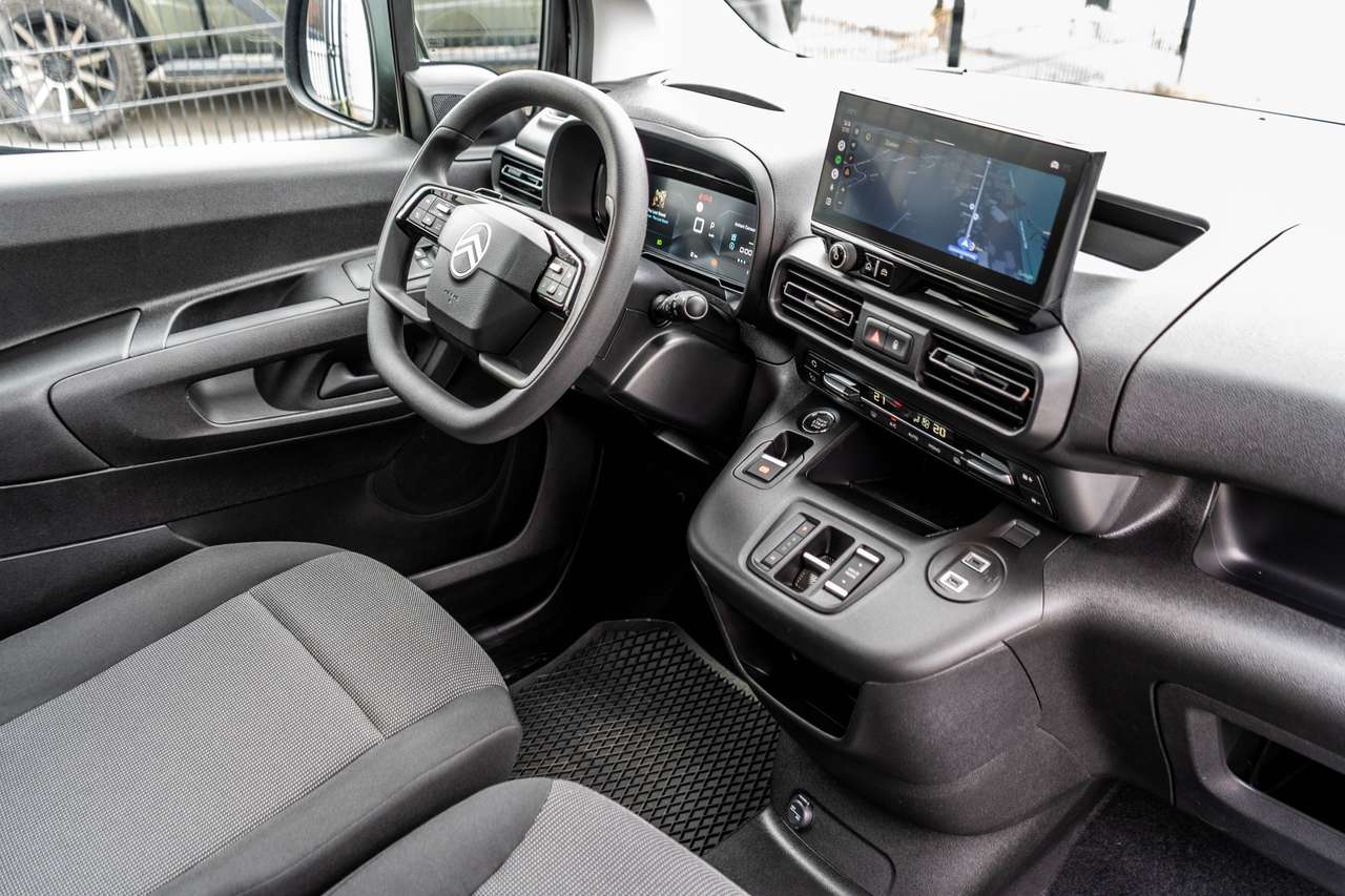 Citroen Berlingo XL 1.5HDi - Automaat - Navigatie/ Camera / LED  - 23.000 ex — foto 12 van 16