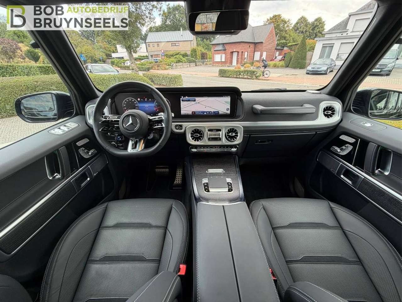 Mercedes-Benz G 63 AMG Nightpakket Plus – Schuifdak – Standverwarming – Trekhaak – 360° – Distronic — foto 14 van 25