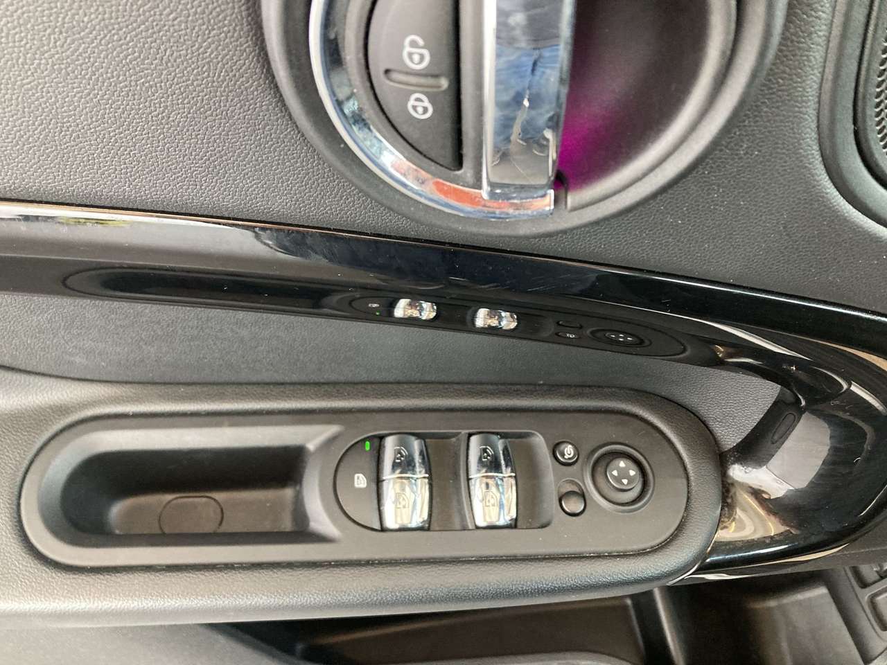 MINI Cooper Countryman PHEV AUTOMAAT AWD +TAL VAN OPTIES — foto 20 van 21