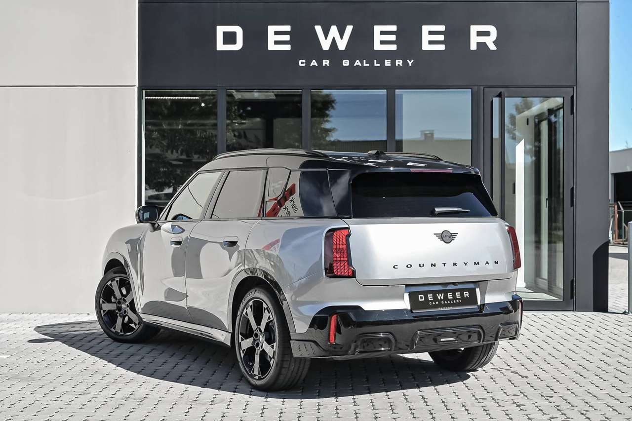 MINI Countryman E Countryman E JCW — foto 4 van 24
