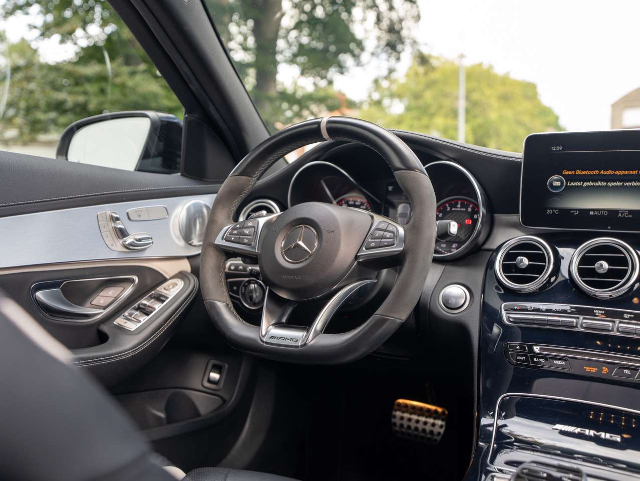 Mercedes-Benz C 63 AMG C 63 AMG S -LICHTE VRACHT/PANO/BURMESTER/HEAD-UP/KEYLESS/360 CAMERA — foto 13 van 25