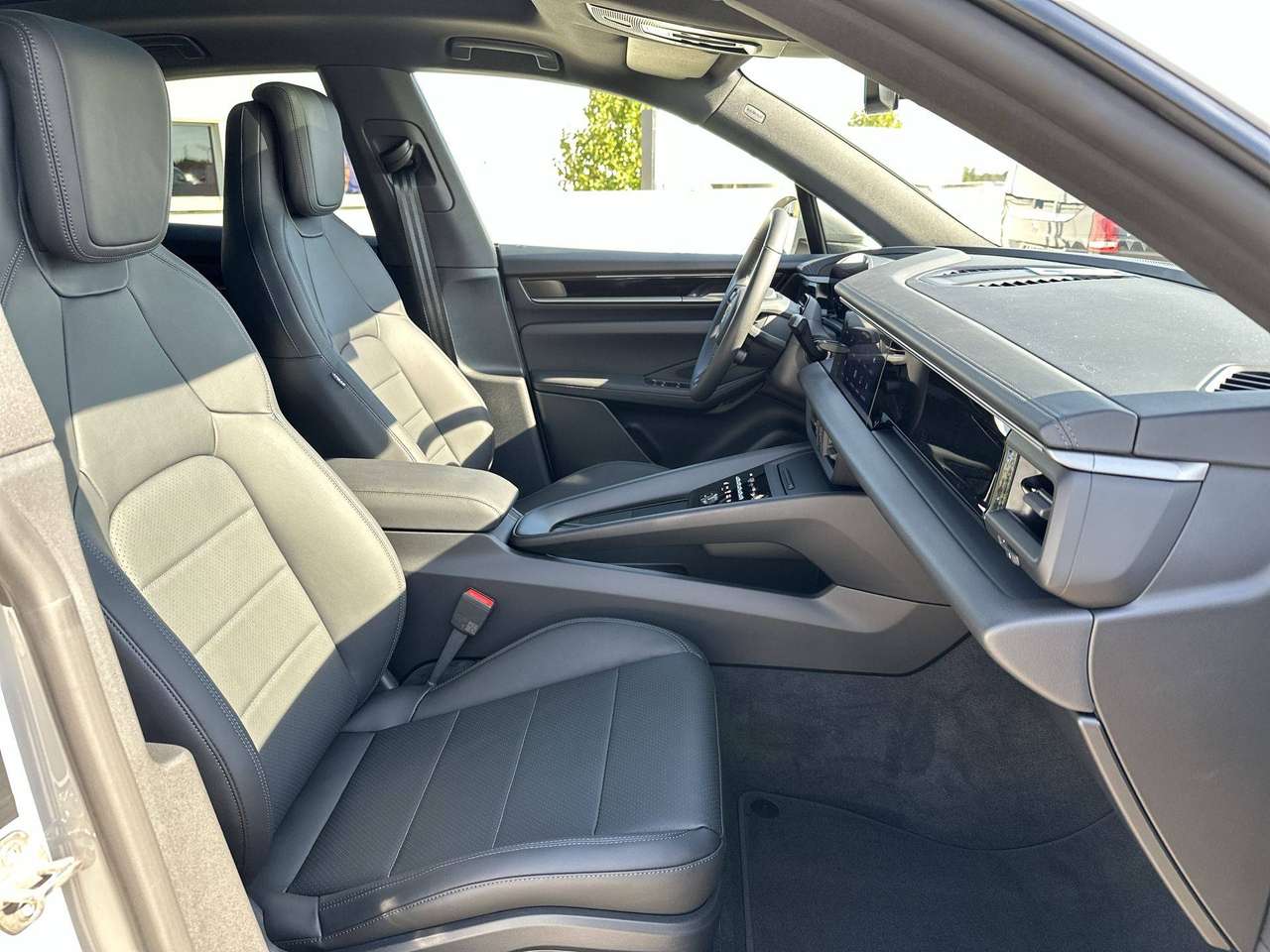 Porsche Macan ELECTRIC Trekhaak Pano Dak 22" RS Spyder  Bose Sportdesignpakket — foto 19 van 19