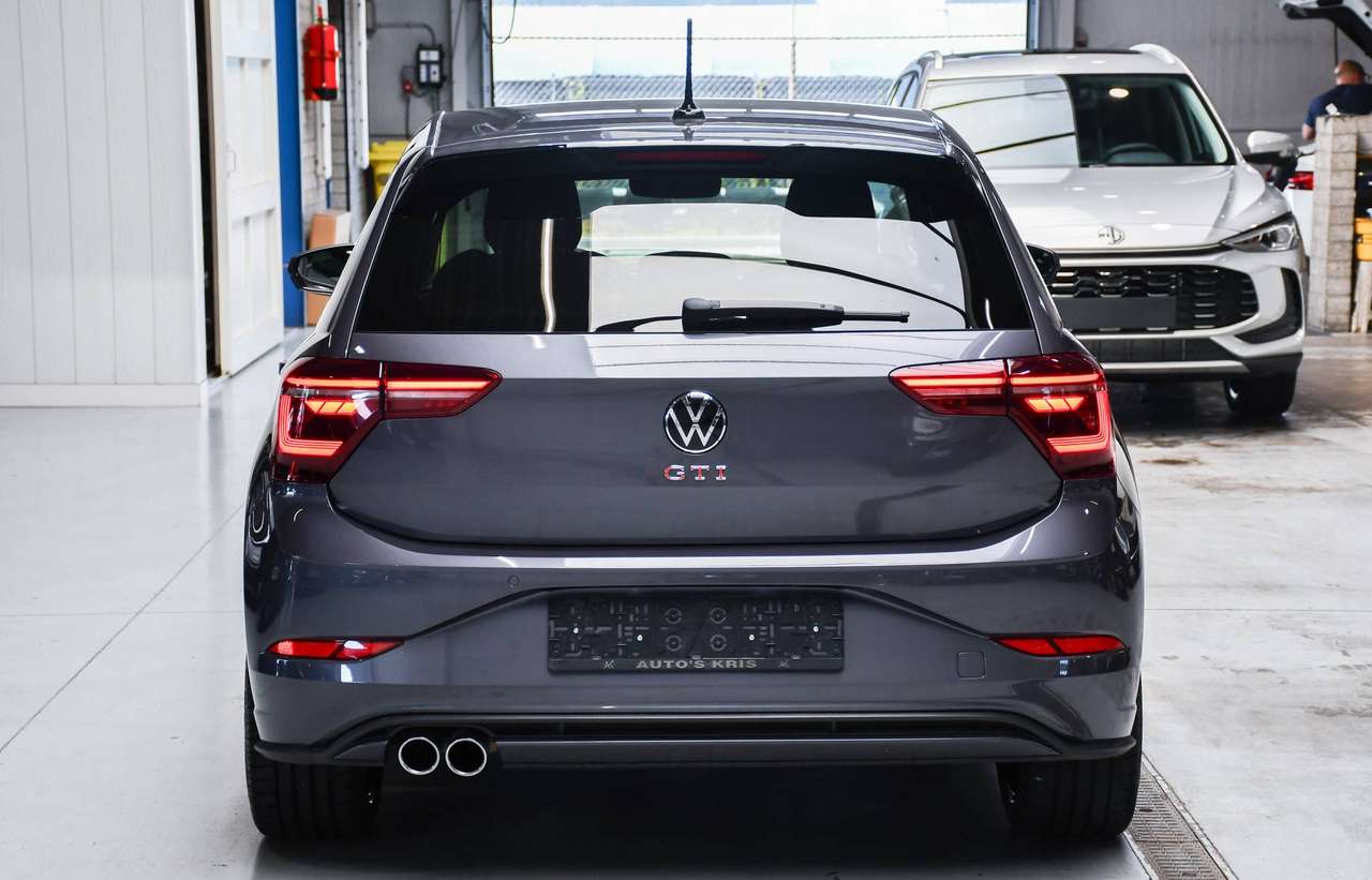 Volkswagen Polo GTI Polo GTI 2.0 TSI DSG - NAVIGATIE VIA SMARTLINK / CAMERA / BLIS / ACC / PDC — foto 5 van 20
