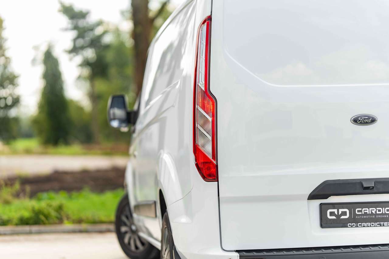 Ford Transit Custom (2022) — foto 14