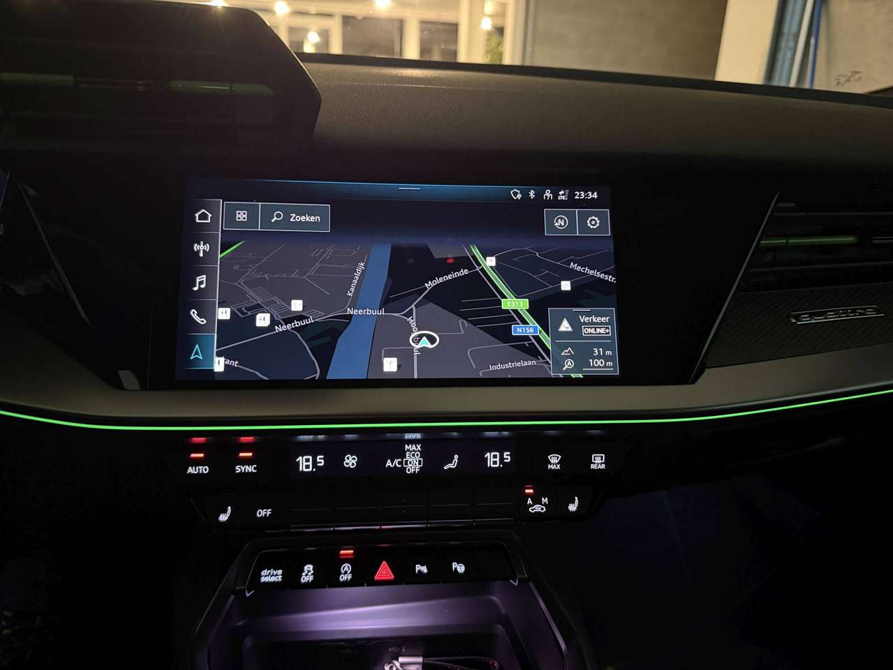 Audi RS3 SPORTBACK * KYALAMI GROEN * AUDI EXCLUSIVE *  DCC * LED * KEY LESS GO * LEDER PACK PLUS  * NAVI * ACC *B&O * MATRIX * — foto 21 van 25