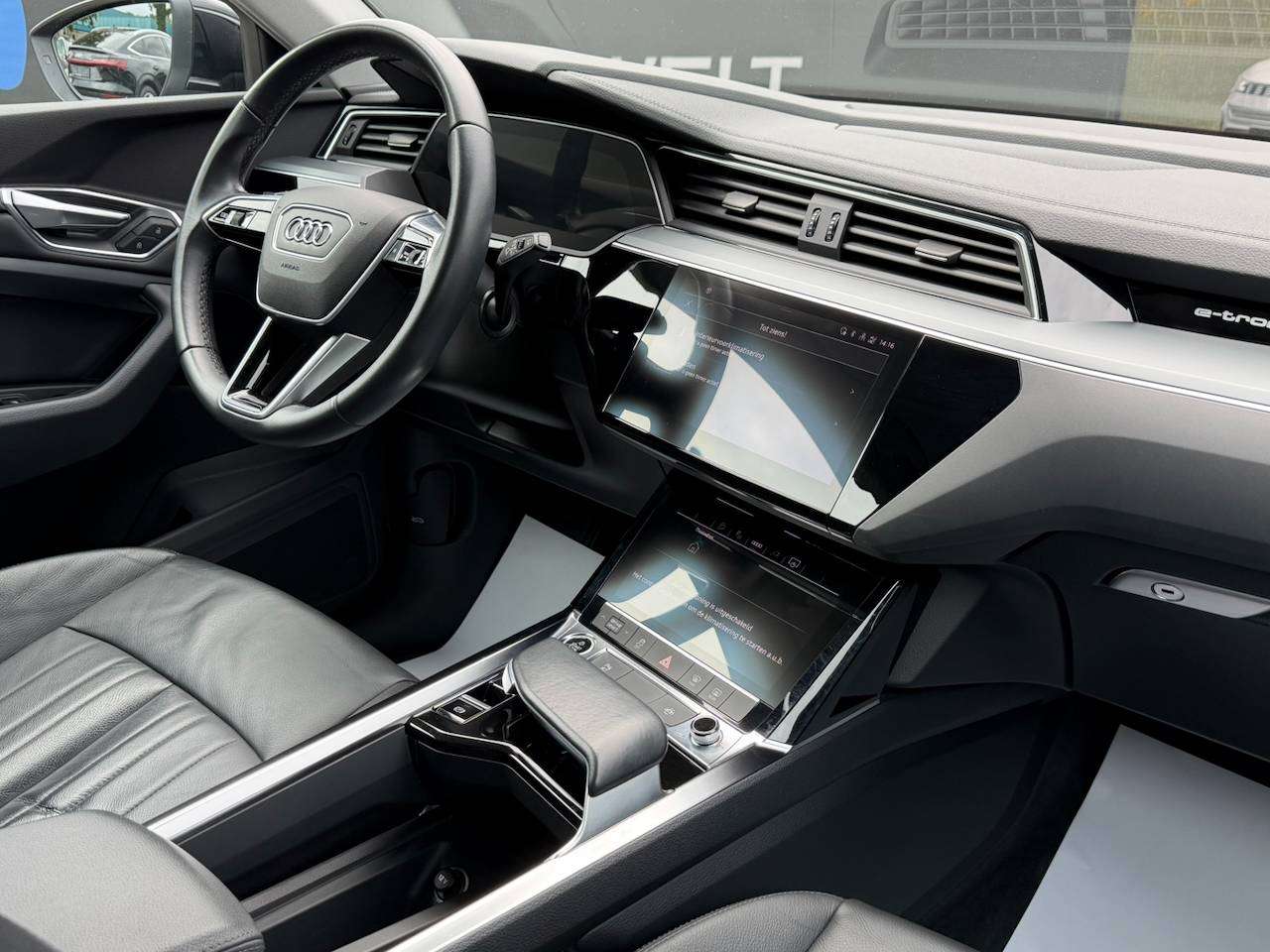 Audi e-tron 95 kWh 55 LEDER QUATTRO S-LINE CAMERA ELEKKOFFER KEYLESS — foto 5 van 14