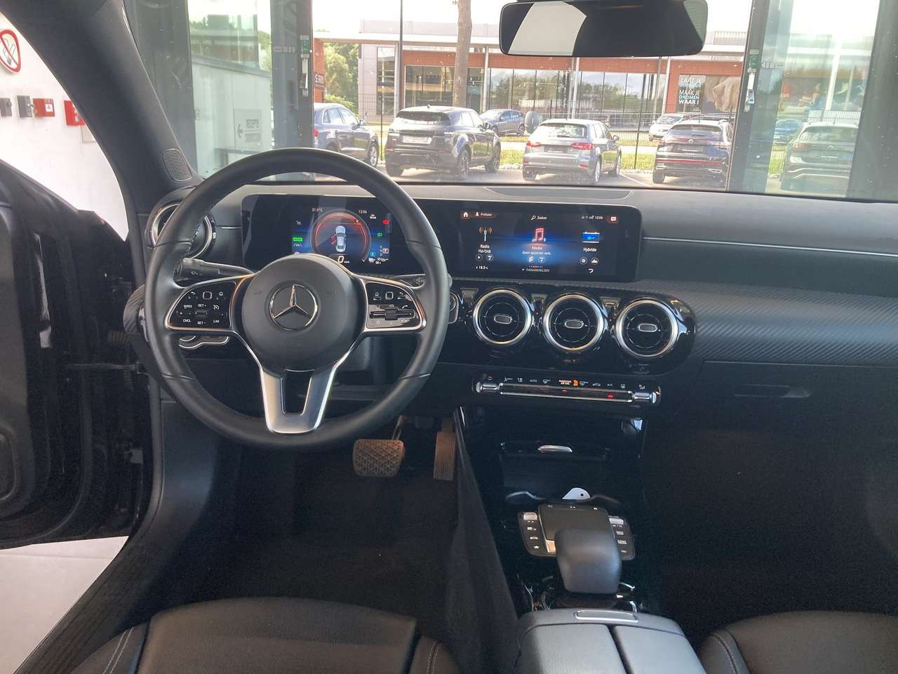 Mercedes-Benz CLA 250 250e PLUG-IN HYBRID AUTOMAAT 45000KM !!! — foto 12 van 22