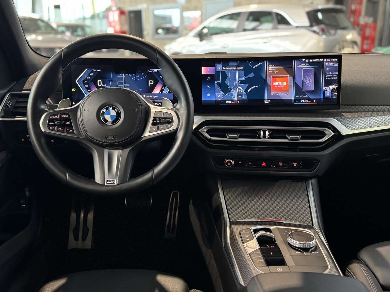 BMW 320 i Touring M-Sport — foto 10 van 20
