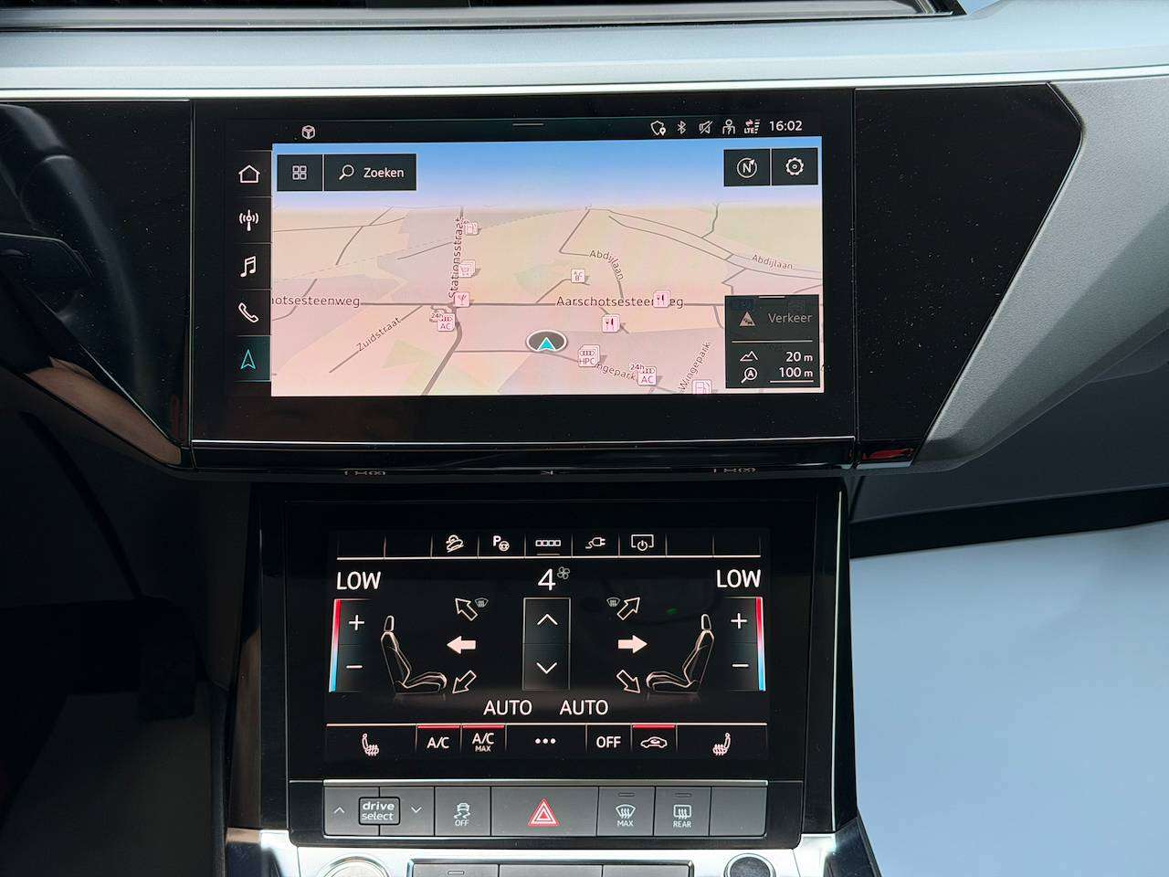Audi e-tron 50 QUATTRO GPS CAMERA CARPLAY ELEKKOFFER VERWARMDE ZETELS — foto 11 van 18