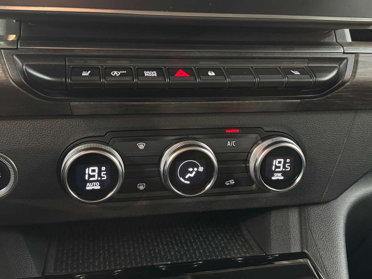 Renault Kangoo 1.3 TCe Techno EDC AUTOMAAT — foto 14 van 15