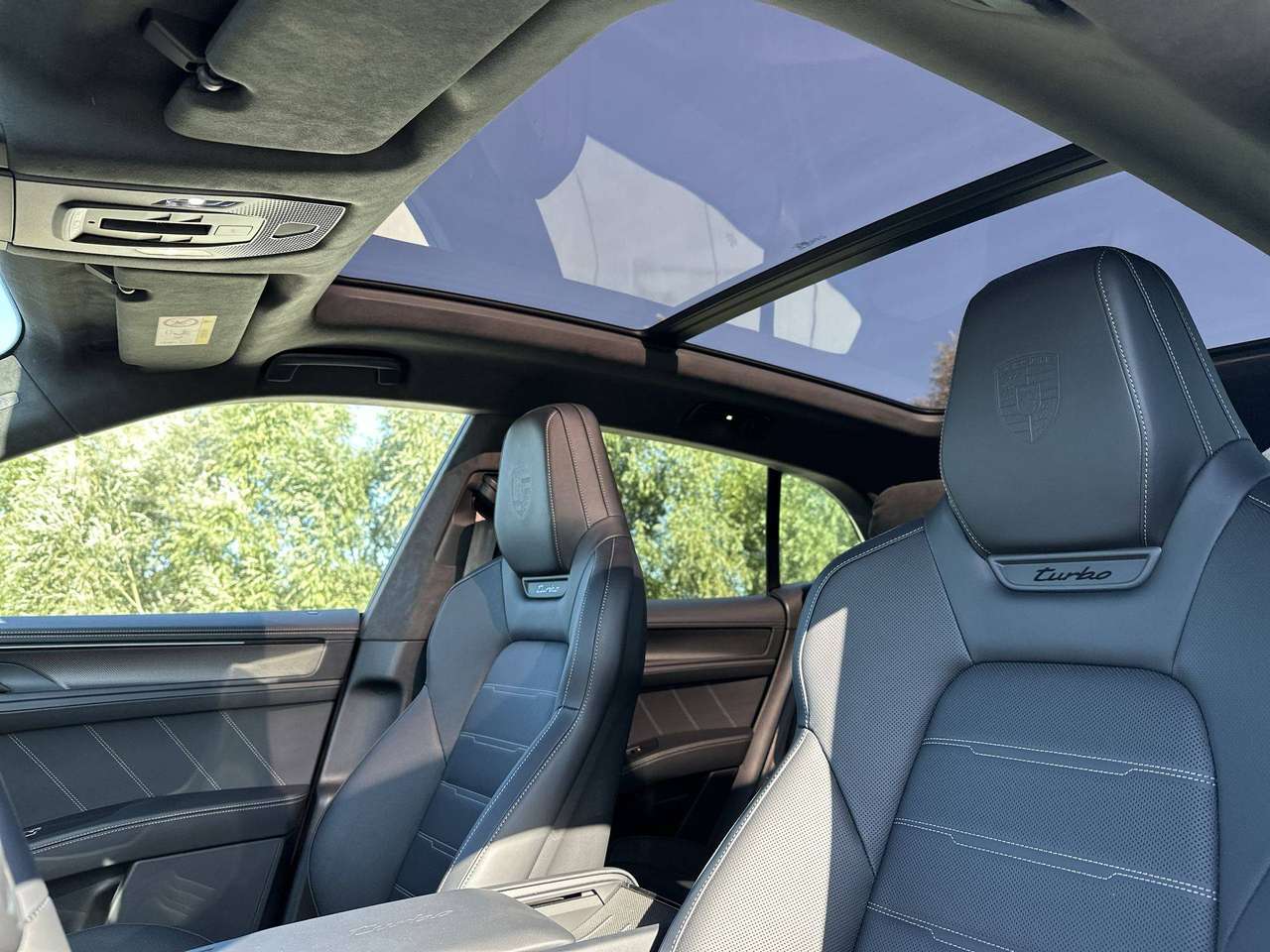 Porsche Cayenne TURBO ELECTRIC 22" Techno Head-UP Active Ride Full Full — foto 15 van 19