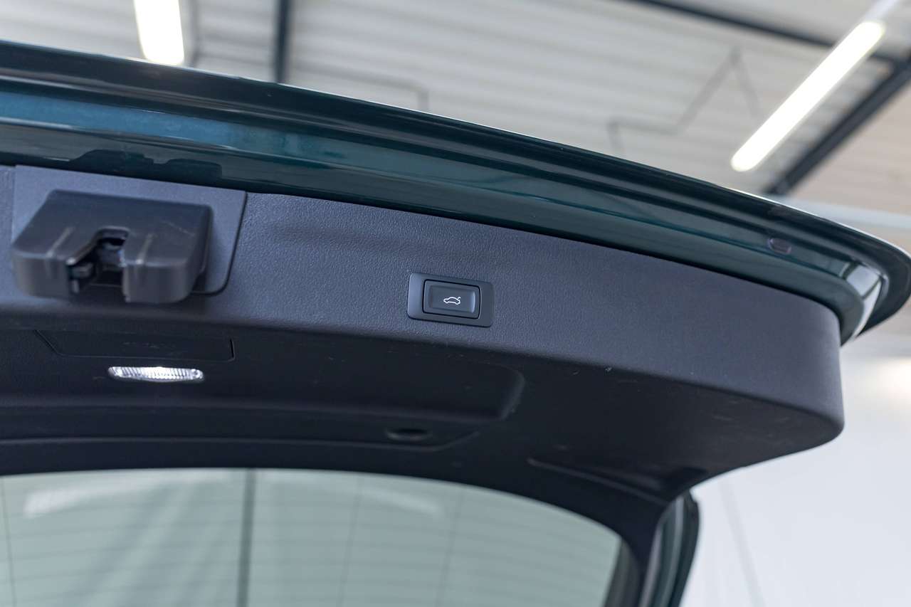 Audi RS6 GARANTIE|CARBON|ALCANTARA|KEYLESS|ZETELVERW.|SFEERVERL.|HEAD-UP|LUCHTVERING|ACC|LA| — foto 15 van 25