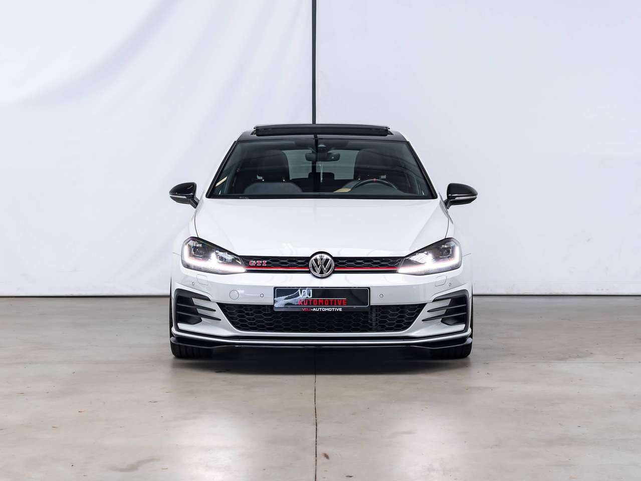 Volkswagen Golf GTI TCR|PANO|ALCANTARA|CAMERA|KEYLESS|ACC|LA|ZETELVERW.|GARANTIE| — foto 2 van 25