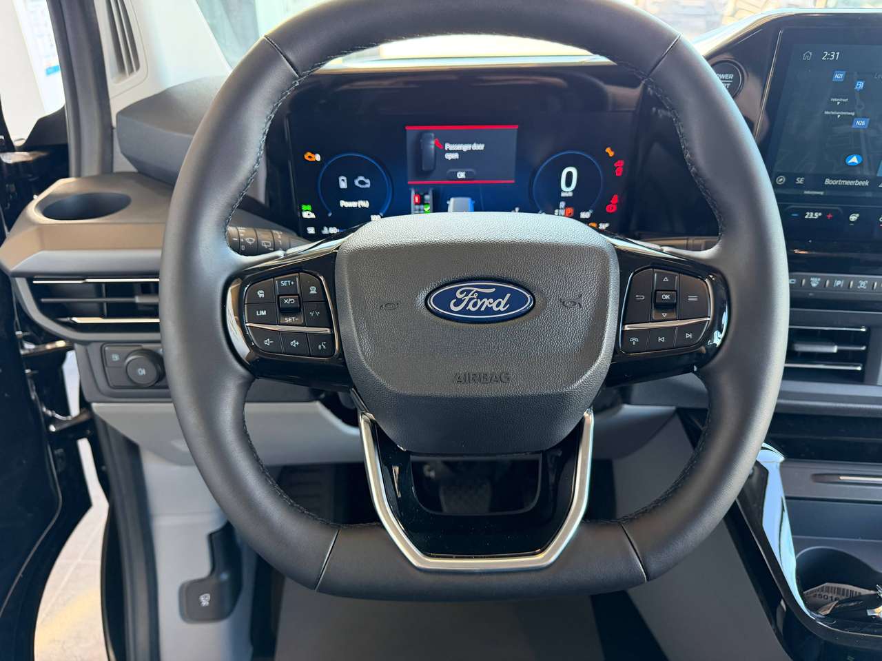 Ford Tourneo Custom TITANIUM X PHEV NIEUW 8ZIT — foto 16 van 21