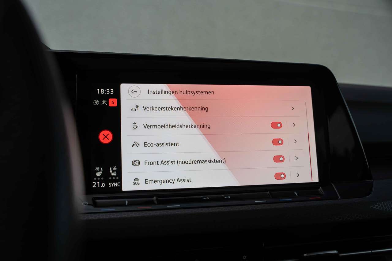 Volkswagen Golf GTI Clubsport PANO/AKRA/IQLIGHTS/H&K/HUD/MEMORY/CAMERA — foto 25 van 25