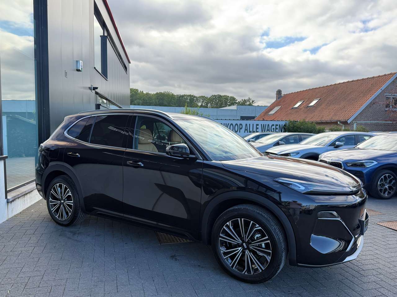 Geely Starray EM-i 15 i PHEV Hybride Plug in MAX+ " Full option " NIEUW — foto 4 van 21