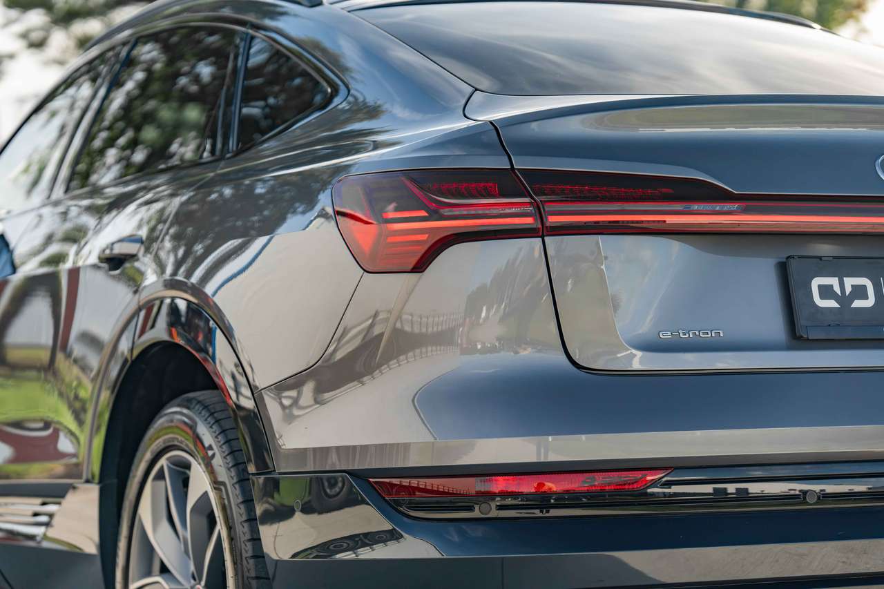 Audi e-tron E-TRON 55 SPORTBACK*QUATTRO*RS SEATS*PANO*LED*CAMERA* — foto 11 van 25