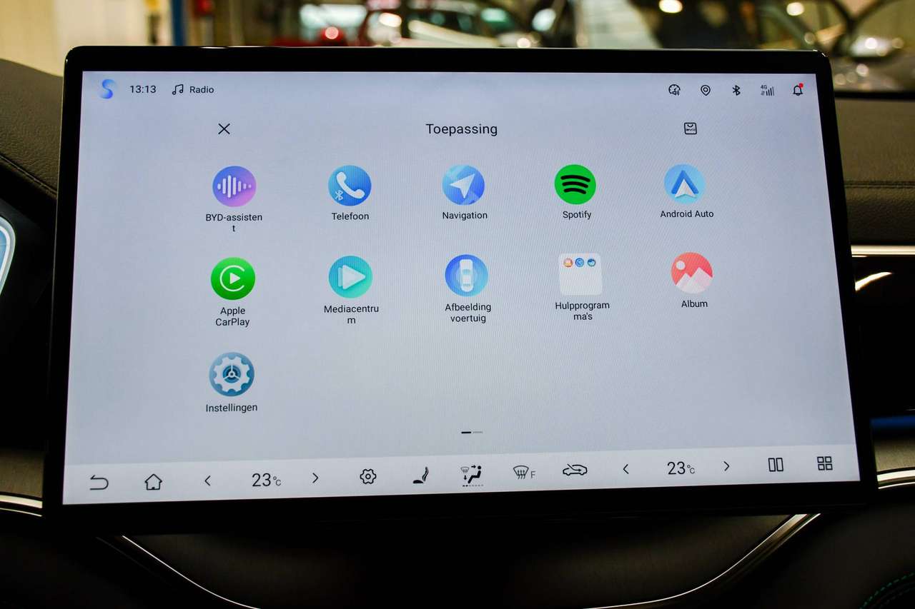 BYD Seal U DM-i Boost - NAVIGATIE / PANORAMISCH / SMARTLINK / ACC / BLIS / CAMERA / PDC — foto 24 van 25
