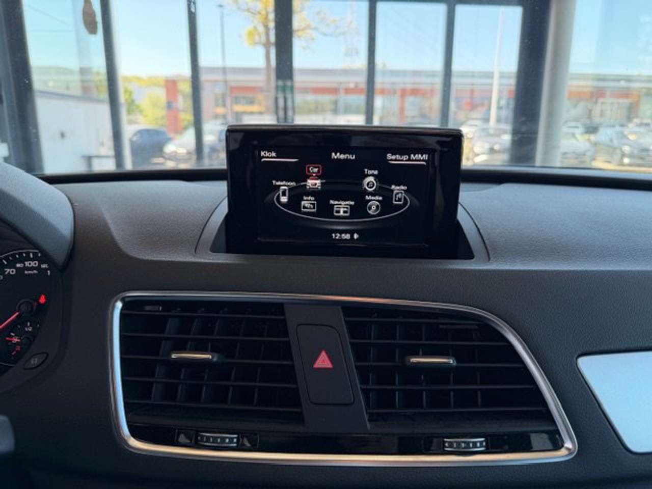 Audi Q3 BENZINE-AUTOMAAT-LEDER-XENON-GPS — foto 13 van 21