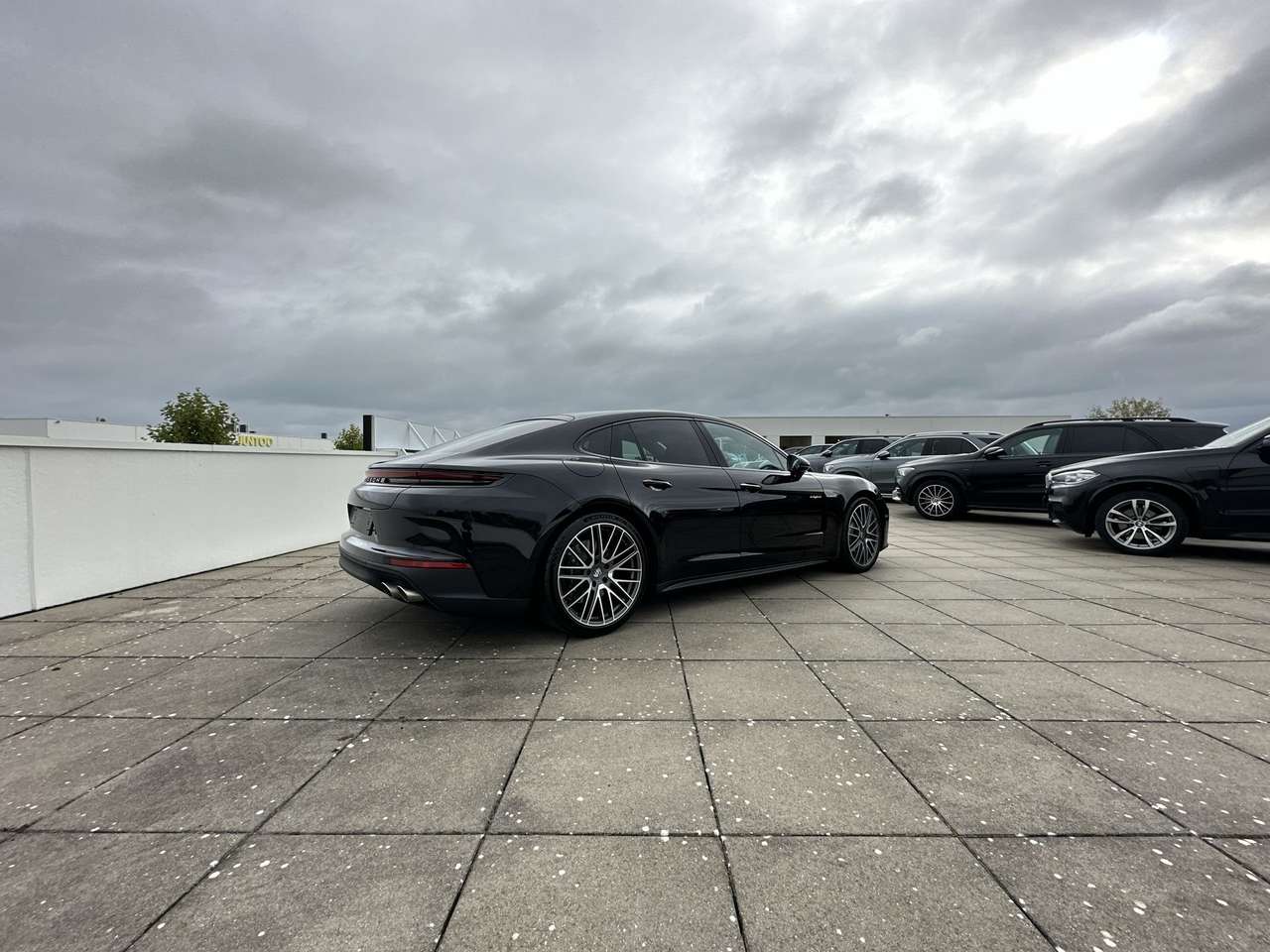 Porsche Panamera 4 E-Hybrid CATALOGUSPRIJS : 161.913 EURO!!! - 10%/FULL FULL!!PANODAK/BOSE/CRUISE CTR — foto 3 van 15