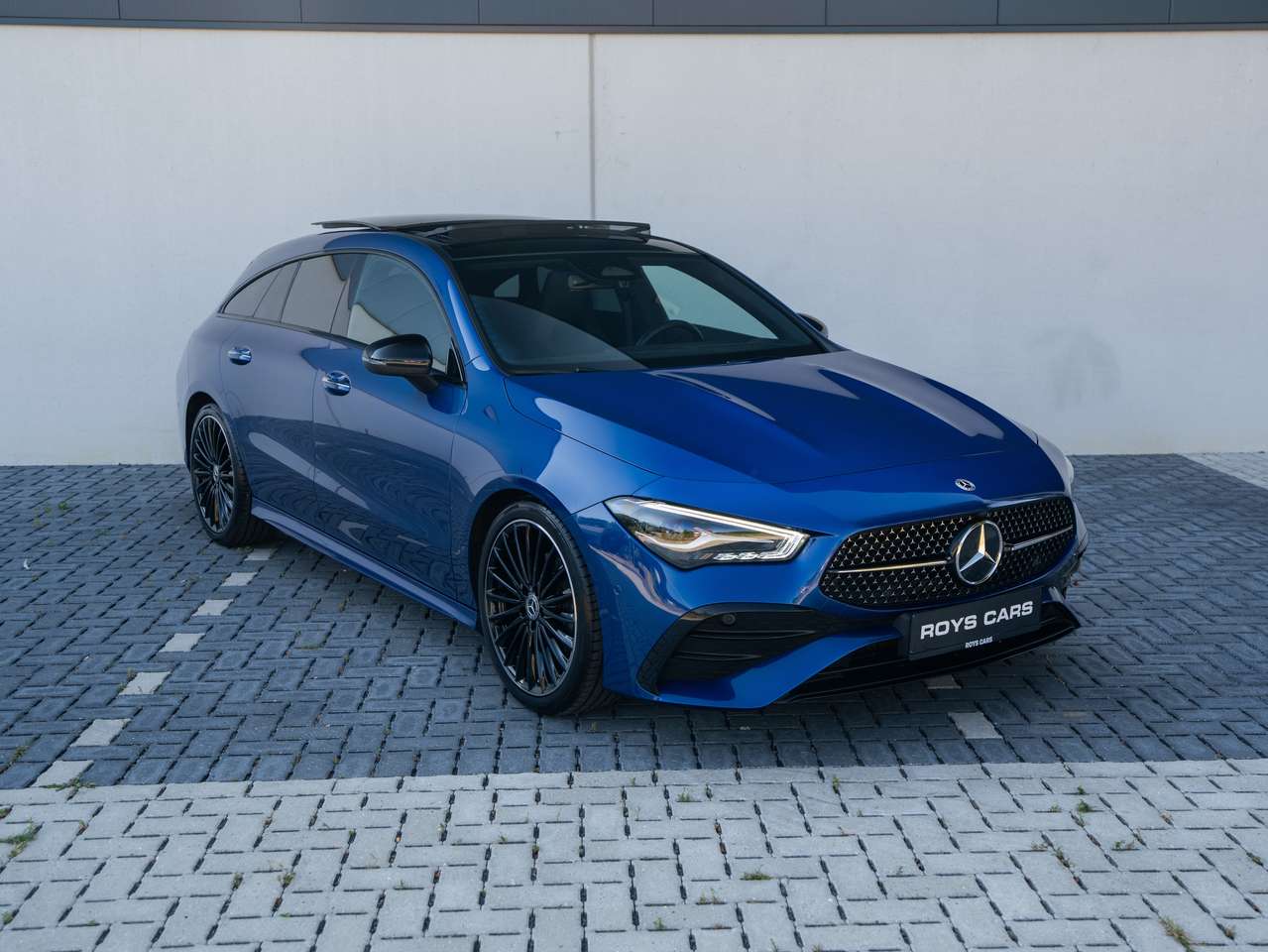 Mercedes-Benz CLA 180 CLA180 AMG-LINE/PANO DAK/CAMERA/ZETELVERWARMING/ADAP CRUISE CONTROL/FACELIFT MODEL/APPLE CARPLAY