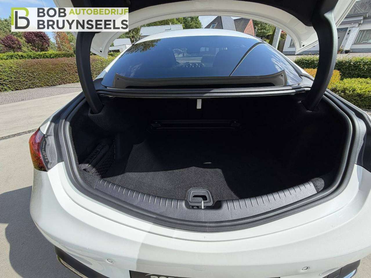 Mercedes-Benz CLE 180 Amg Line | Nightpakket | Panodak | 360°camera | Distronic | Memoryzetels — foto 22 van 23