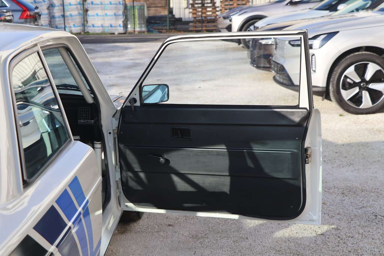Volvo 240 240 Turbo Grp A - Brand new - FIA Homologated — foto 24 van 25