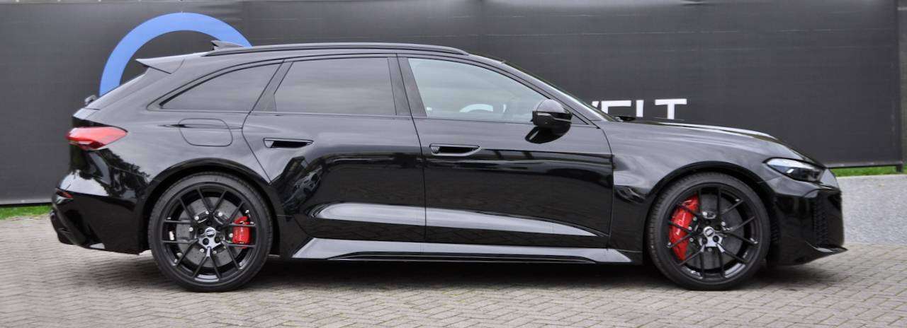 Audi RS5 AVANT BESCHIKBAAR TECH PRO SPORTPACK KERAMISCHE REMMEN PANORAMA GEKOELDE ZETELS MASSAGE B&O 360° CAM — foto 2 van 25